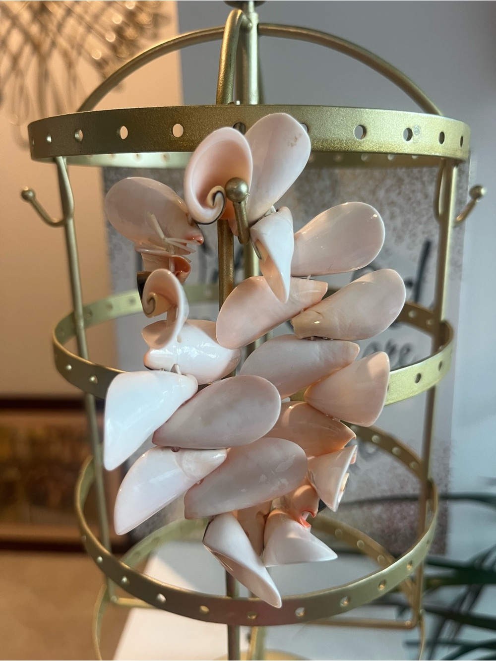 Pink Shell Cluster bracelet - Picture 3 of 7